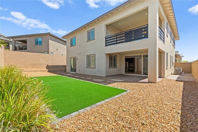 Building Photo - 767 Tallgrass St