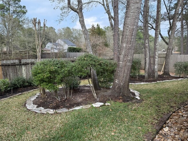 Building Photo - 42 Vista Cove Dr