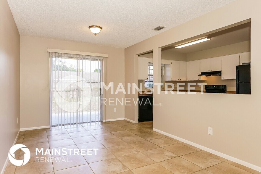 Building Photo - 890 Cynthia Dr