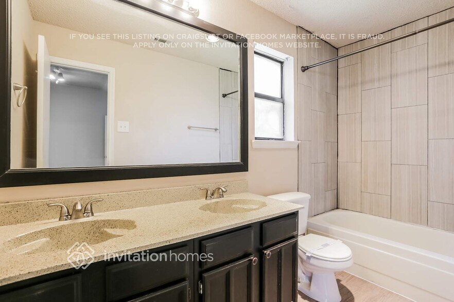 Building Photo - 2665 Claremont Dr