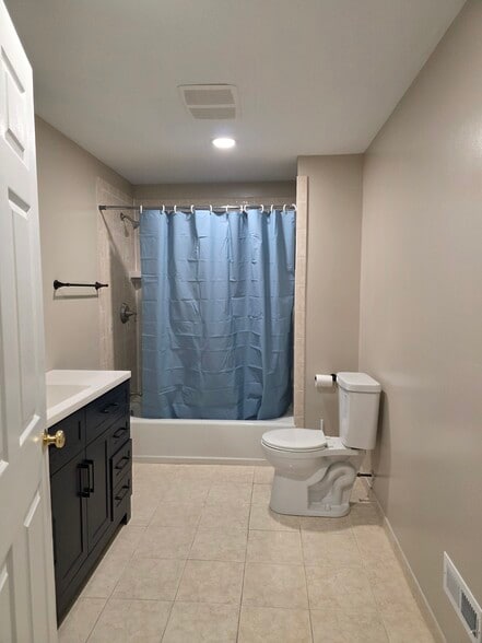 Building Photo - 21110 Virginia Pine Ter