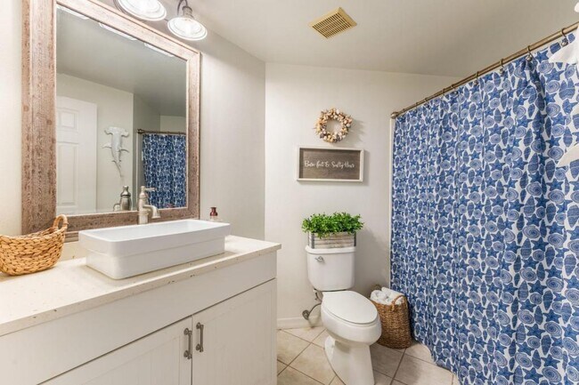 Building Photo - 11400 Ocean Walk Ln