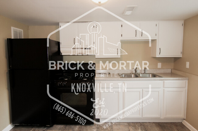 Building Photo - 2611 Edgewood Ave