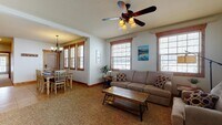 Building Photo - New furnished 3 bedroom 2 bathroom Condo, ...