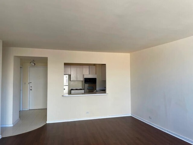 Building Photo - 1150 N Lake Shore Dr