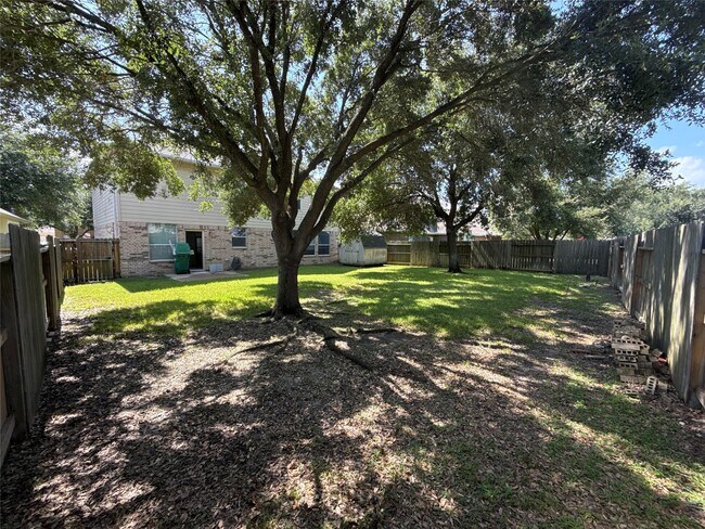 Building Photo - 7819 Blue Stream Ct
