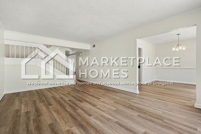 Building Photo - 80 Willowick Dr