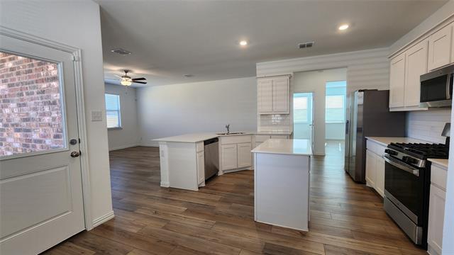 Building Photo - 1435 Mesquite Ln
