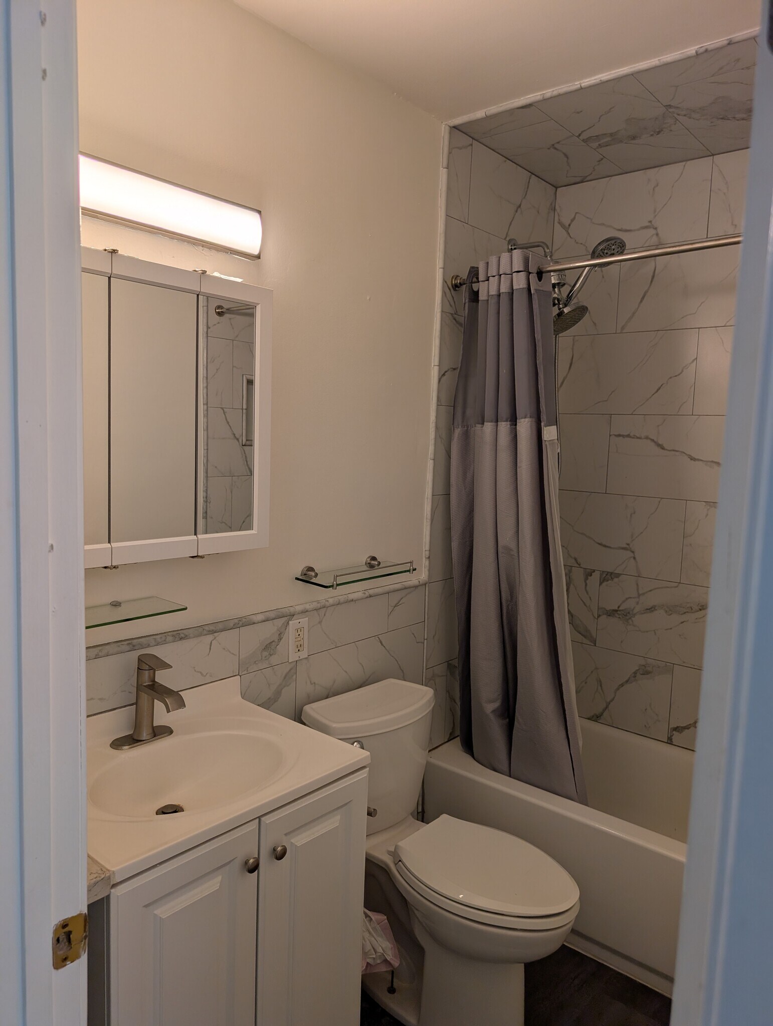 Unit A - Bathroom (Vanity) - 5011 Stacy St