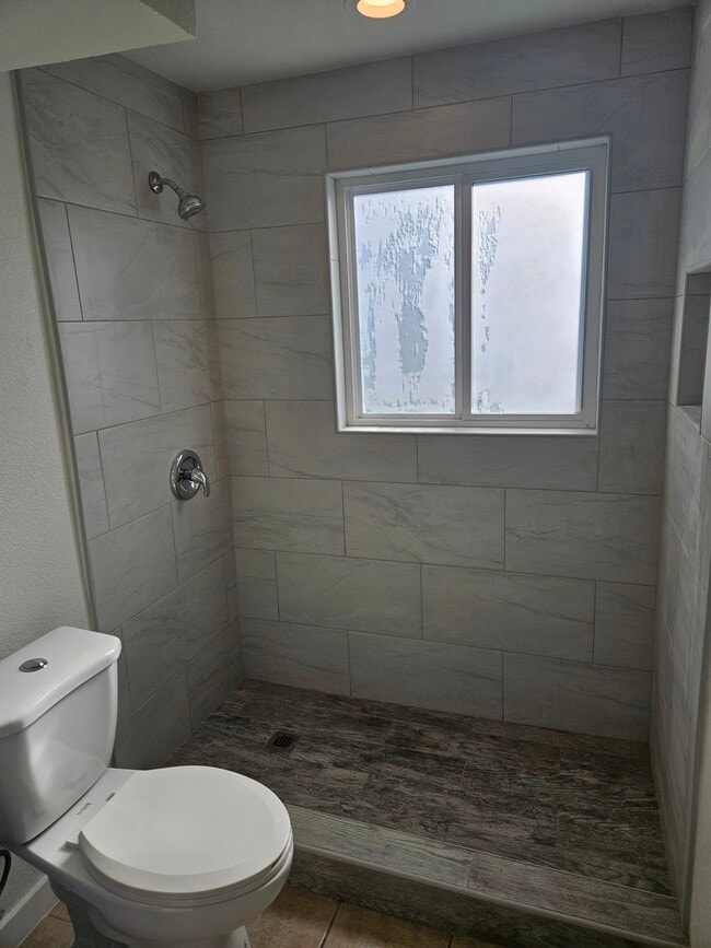 Building Photo - 11220 Wharf Cove Dr