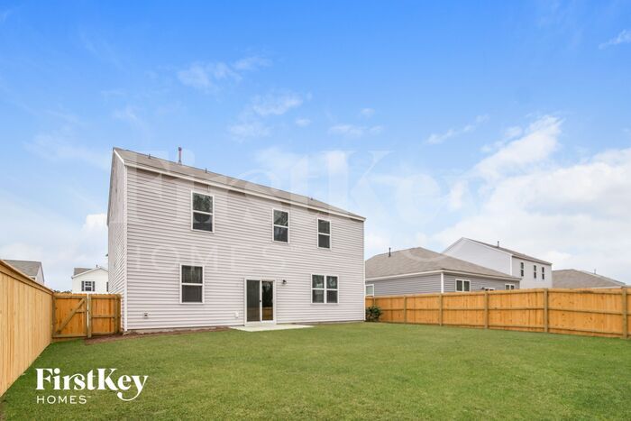 Building Photo - 348 Bering Ln