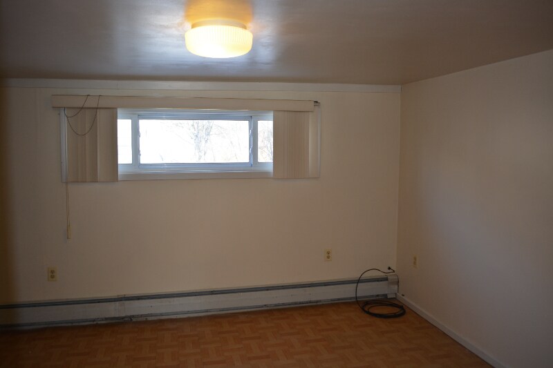 Building Photo - 6758 Benton Rd