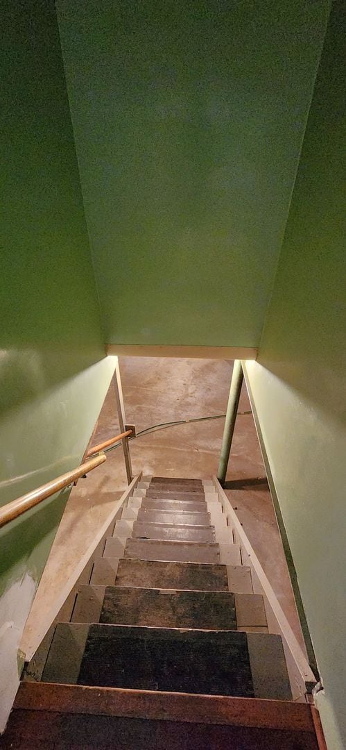 Building Photo - Big Discount! Beautiful, updated 4BR home with full unfin bsmt