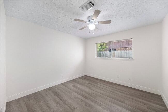 Building Photo - 1815 Millbury Dr