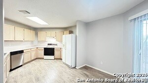 Building Photo - 4926 Corian Well Dr