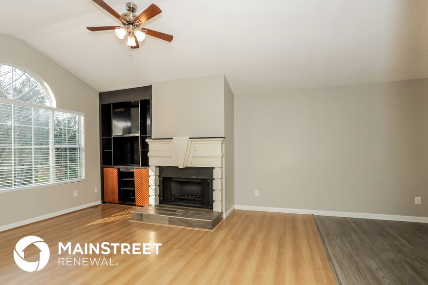 Building Photo - 6023 Colt Ridge Trail SE