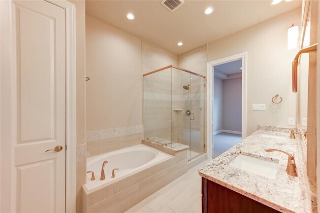 Building Photo - 4209 Colony Pines Ln