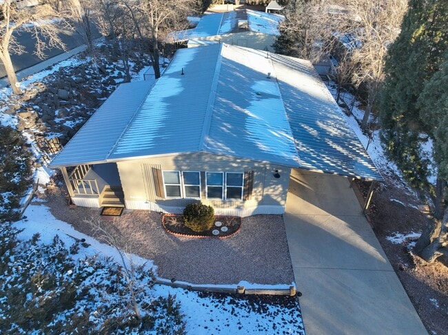 Building Photo - 2 bed, 2 bath Home in Prescott!