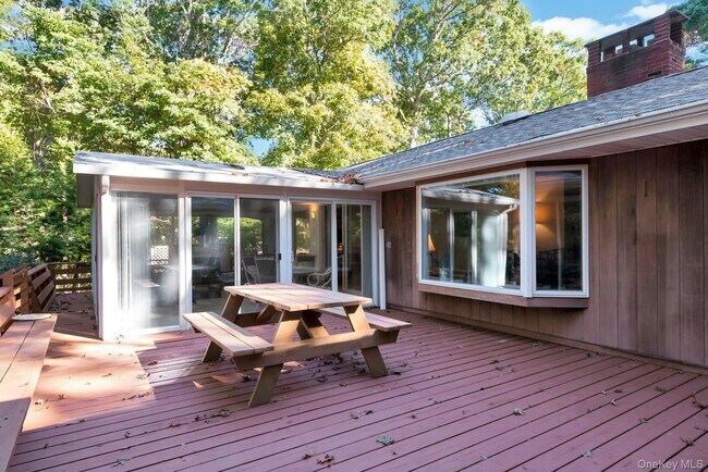 Building Photo - 1075 Inlet Ln