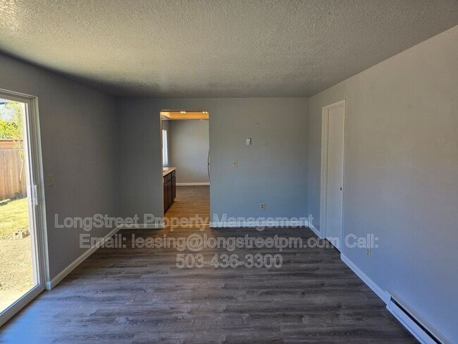 Building Photo - 2830 SE Deborah Pl