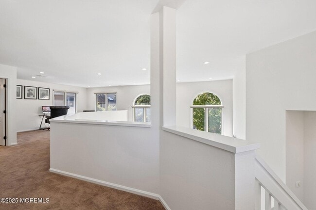 Building Photo - 211 Piper's Landing Ct