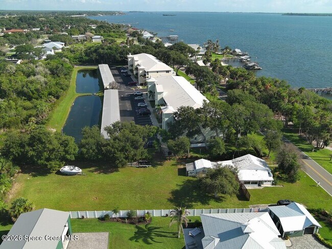 Building Photo - 13485 N Indian River Dr