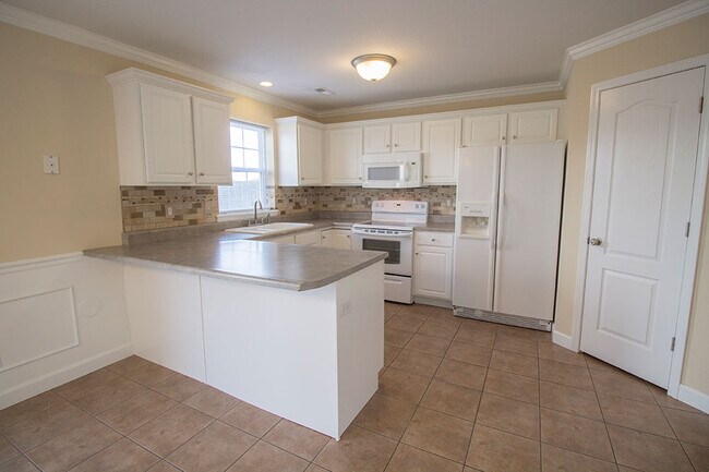 Building Photo - 3308 Crow Ct