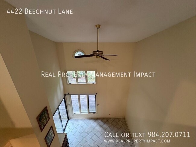 Building Photo - 4422 Beechnut Ln