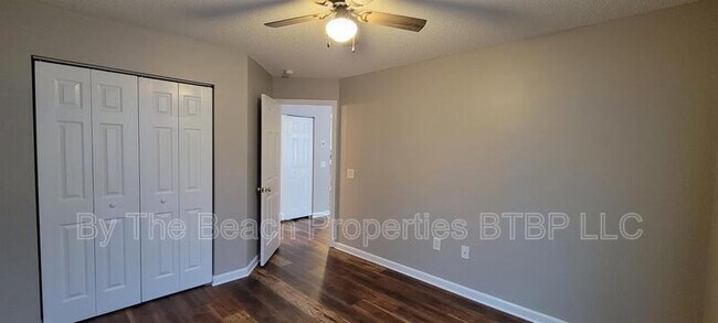 Building Photo - 2407 James St