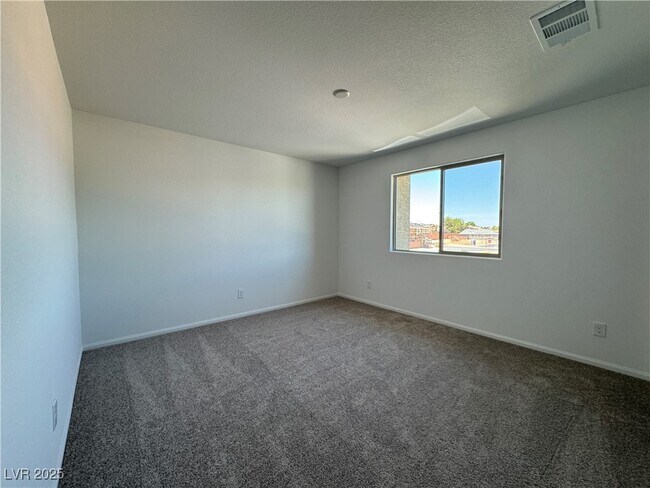 Building Photo - 5331 Barcola Ave