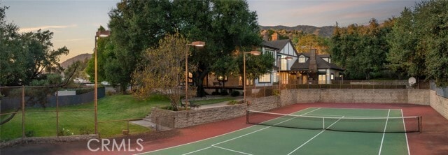 Building Photo - 533 E Sierra Madre Ave