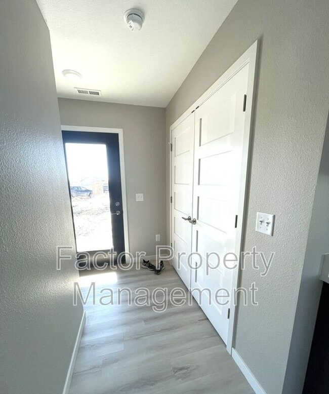 Building Photo - 3130 Scotch Ln