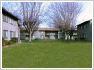 Primary Photo - Poso Manor Apartments