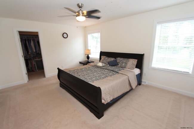 Building Photo - 106 Balsam Way