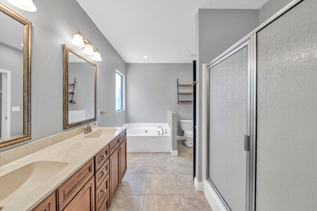 Building Photo - 4628 Hermosa Rd