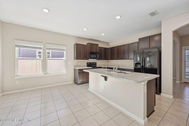 Building Photo - 5598 Kellar Cir