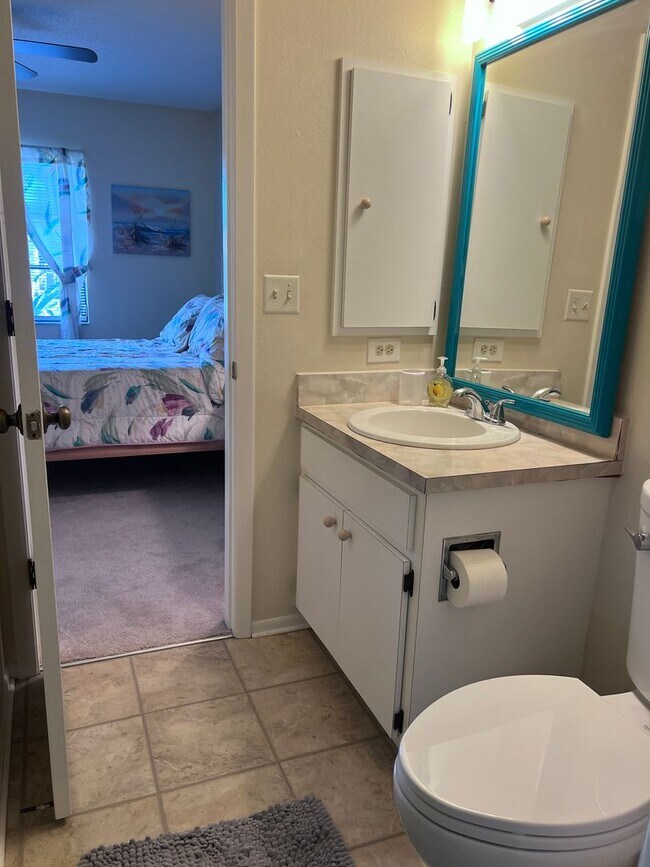 Building Photo - 2BR/2BA Single Family Home in South Venice