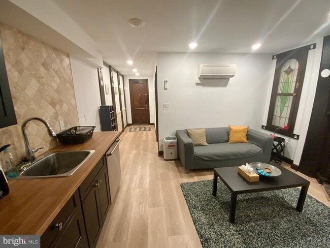 Building Photo - 1837 16th St NW