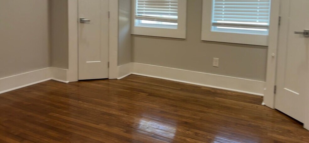 Building Photo - Room in House on Fiske St