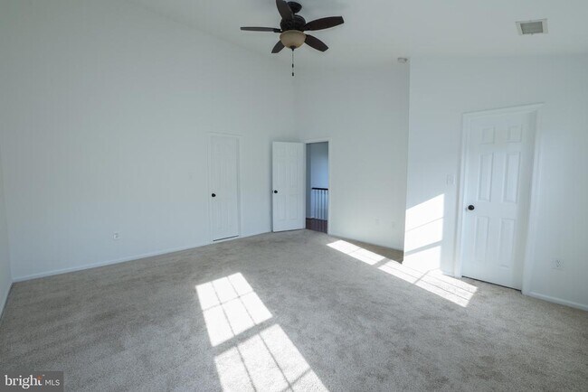 Building Photo - 47699 Whirlpool Square