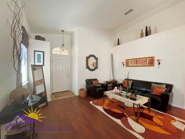 Building Photo - Beautiful Folsom! 3 Bed 2 Bath 1,468 Sq. Ft. Empire Ranch Home in Folsom