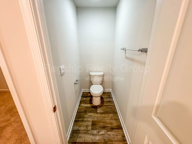 Building Photo - 2136 Montalvan Dr