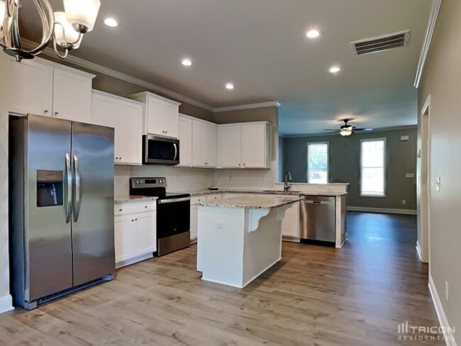 Building Photo - 121 Fish Whistle Ct