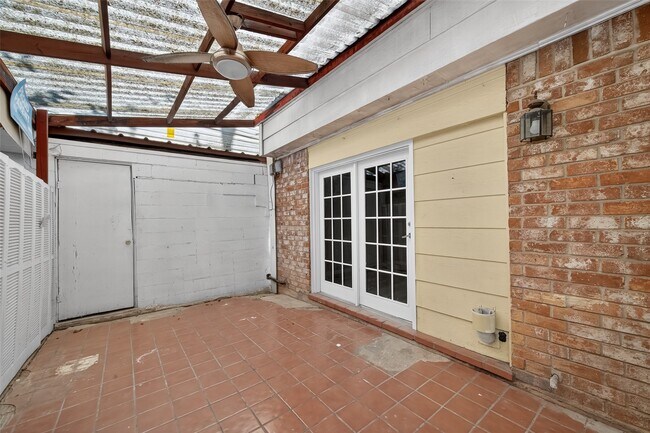 Building Photo - 6710 Biggs Ct