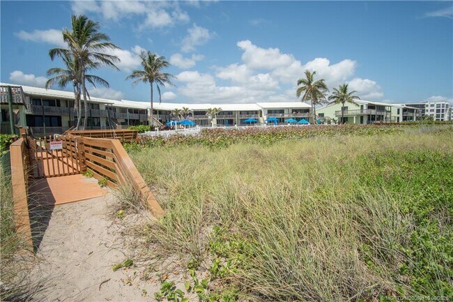 Building Photo - 2355 NE Ocean Blvd