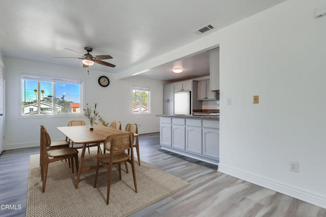 Building Photo - 140 E 101st St