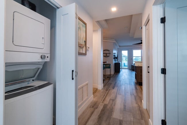 Building Photo - 202 Ivory Coral Ln