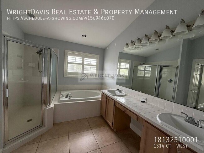 Building Photo - 1314 Ct-West