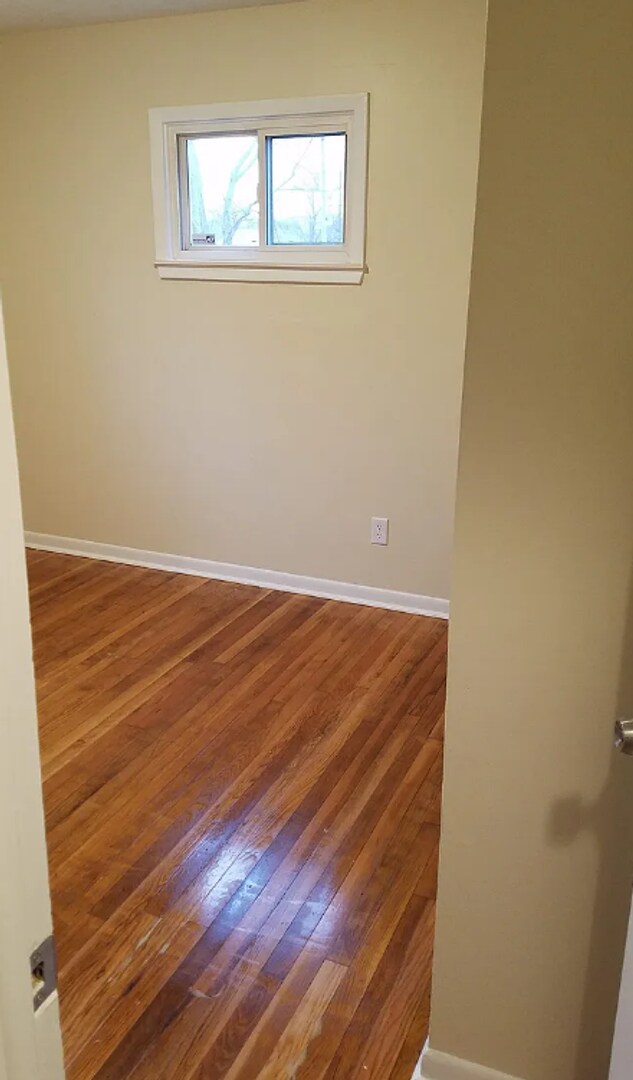 Building Photo - Three Bedroom for Rent!