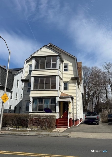 Building Photo - 1694 Broad St